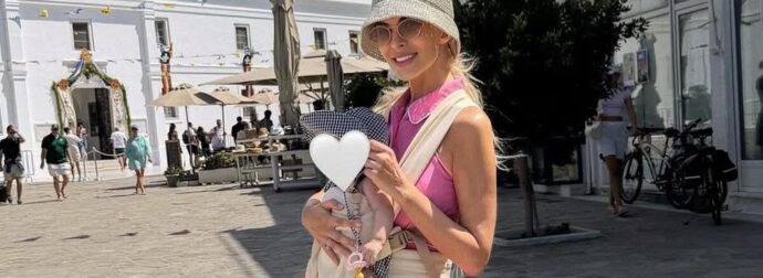 Κατερίνα Καινούργιου: Η γιαγιά της συνάντησε για πρώτη φορά την 4 μηνών κόρη της